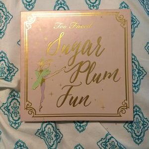 Too Faced Eye Shadow Pallette